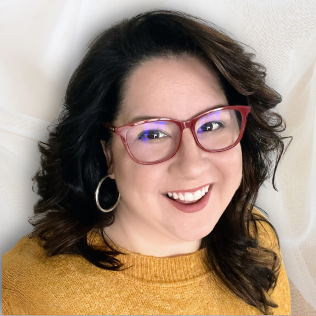 headshot of lisa yvonne